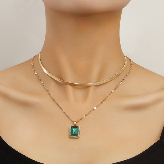 Collar Colgante Geométrico Minimalista con Cadena de Serpiente de Doble Capa en Aleación Galvanizada para Mujer