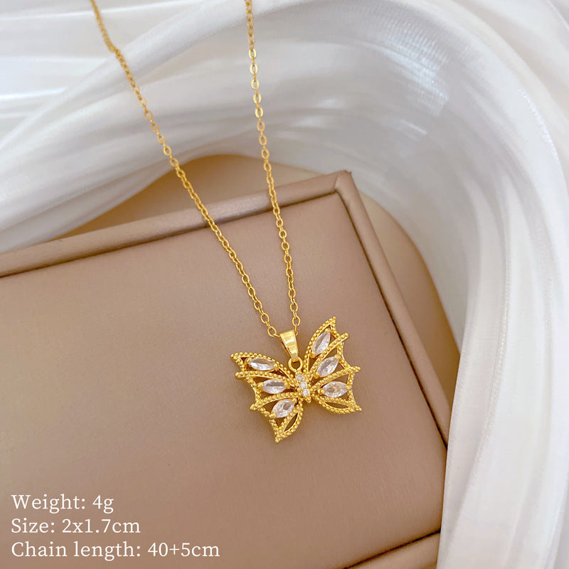 Collana in Stile Cartone Animato con Cuore in Acciaio al Titanio con Pendente in Rame e Intarsio di Strass per Donne e Uomini