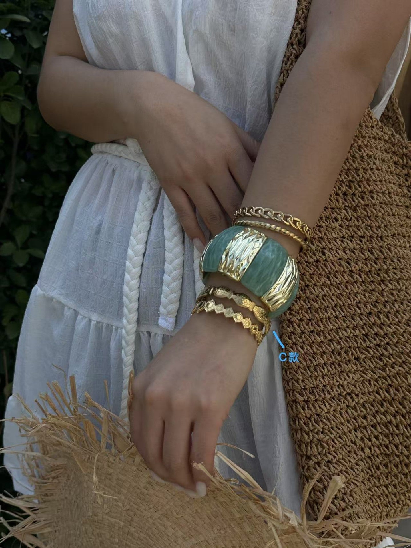 Minimalist Elegant Square Geometric Alloy Plated Bracelet with Elastic Cord