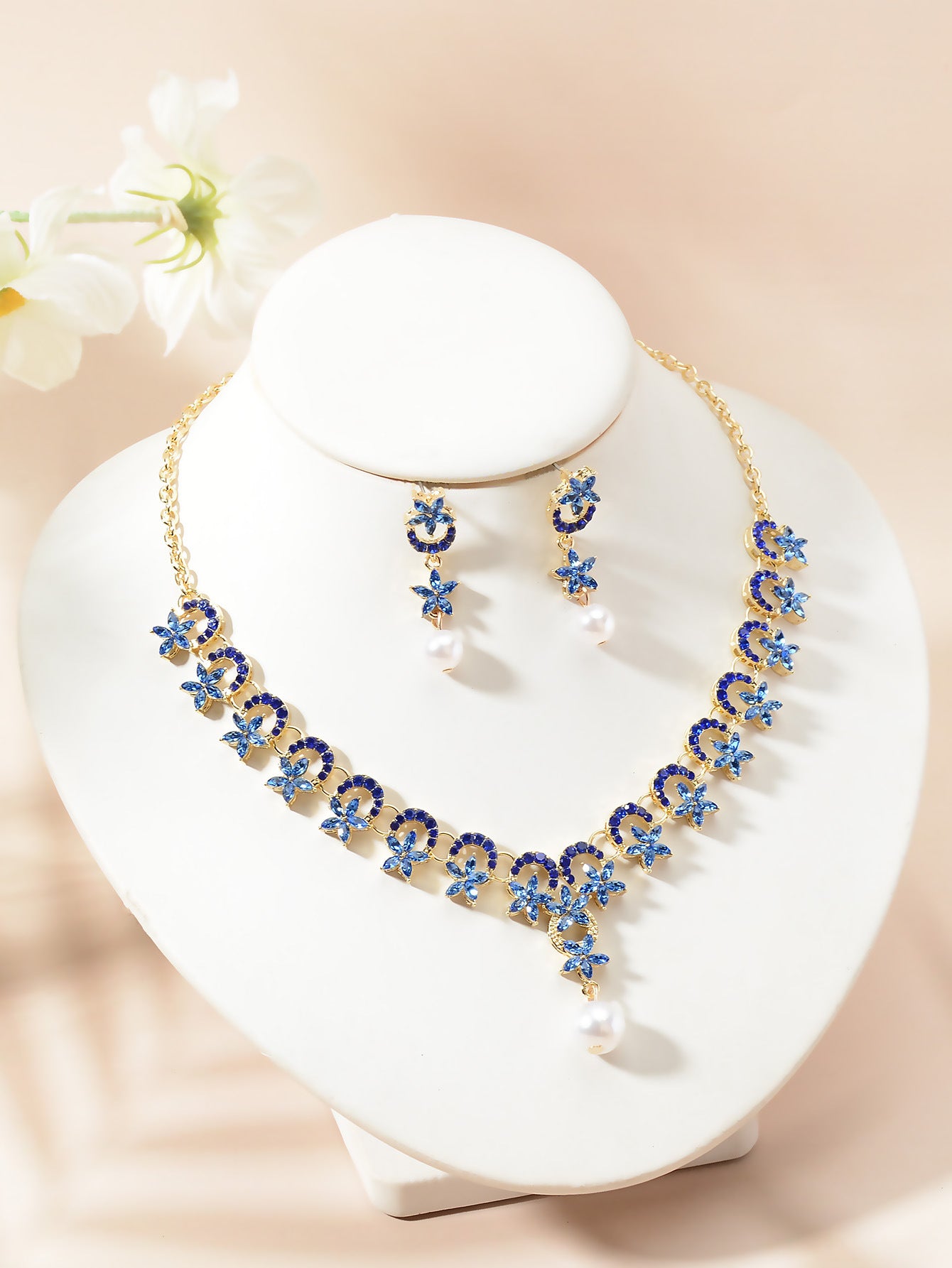 Set collana e orecchini a pendente a stella e luna in strass di lusso elegante, gioielli placcati per donna, matrimonio, festa