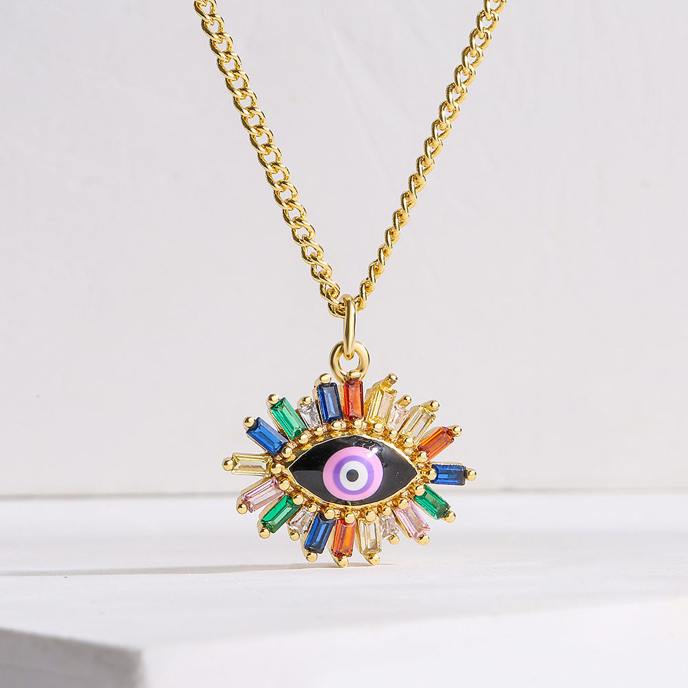 Collana con pendente a occhio di Allah geometrico minimalista da donna, base in rame placcata oro 18K e dettagli in smalto colorato