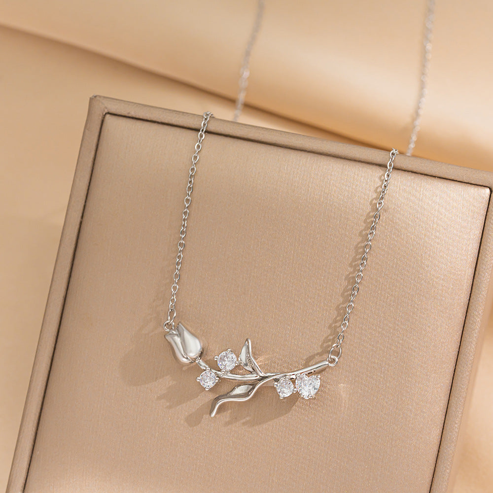 Minimalist Geometric Titanium Steel Necklace for Women with Gold Plating Locket Chain Fashion Accessory