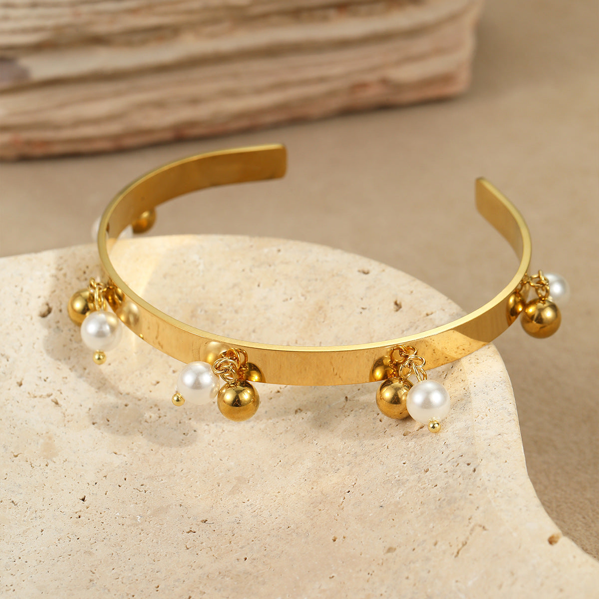 Fashionable Geometric Stainless Steel Bracelet with Plated Finish for Women, Lightweight Luxe Pearl-Inspired Design, Hypoallergenic and Fade-Resistant