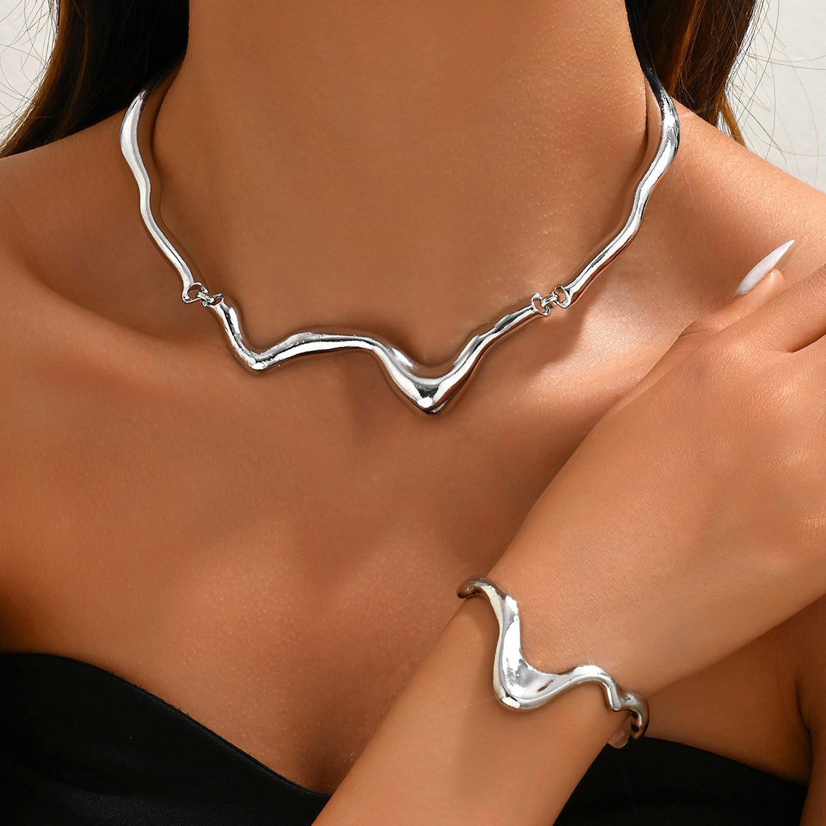 Conjunto de collar y pulsera para mujer de Metal Líquido de Lava Geométrica con cadena de serpiente de cobre chapado