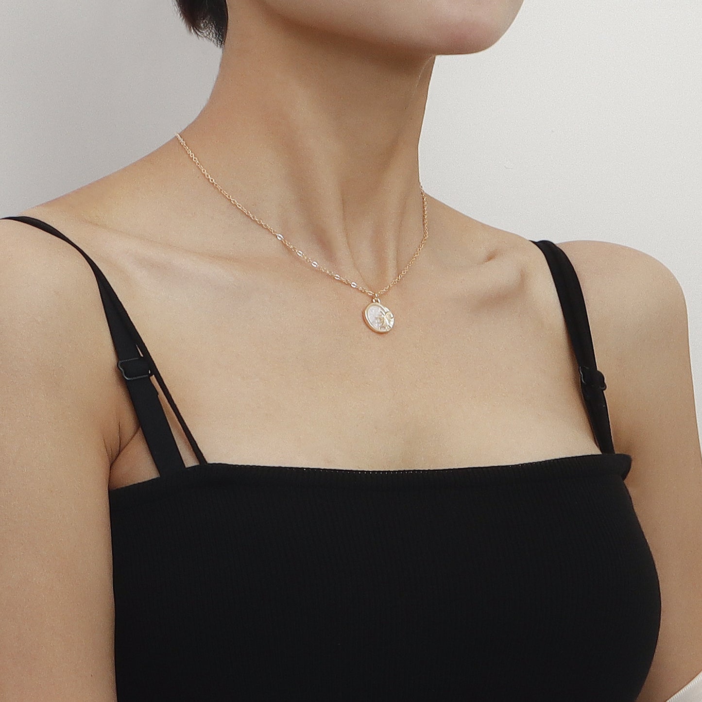 Natural Style Geometric Half Sun Mother of Pearl Pendant Necklace for Women Alloy Plated Sweater Chain Luxury Versatile Jewelry