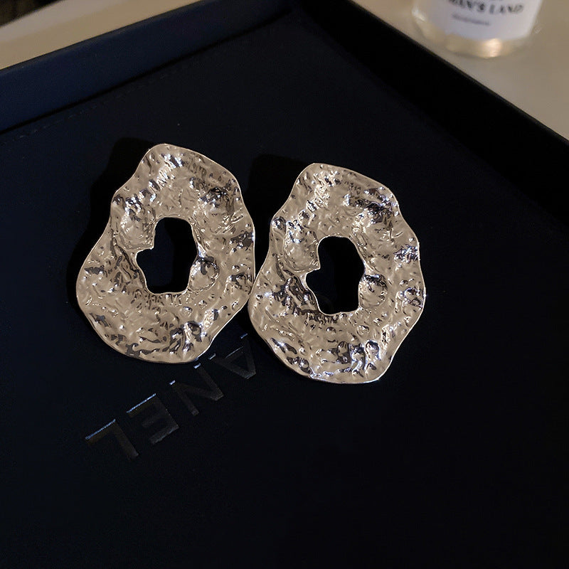 Orecchini a Nappa Geometrici Minimalisti in Metallo Placcato con Perni in Argento Sterling