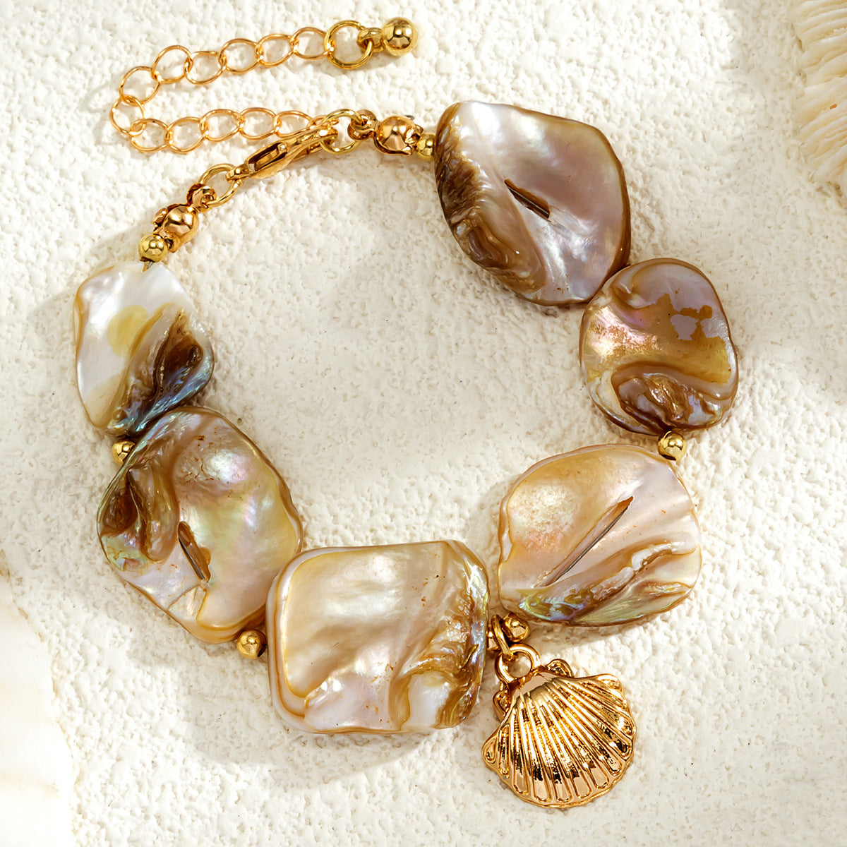 Collana pendente a stella con conchiglia minimalista in lega di zinco con finitura placcata da donna