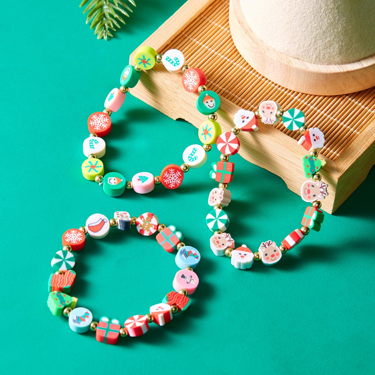 Fashion-Commuter Style Cartoon Character Beaded Bracelet for Women with Snowflake and Christmas Bell Charms