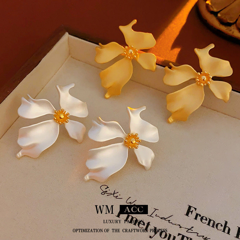 Vintage Floral Geometric Earrings in Brass with Matte Plated Finish for Women