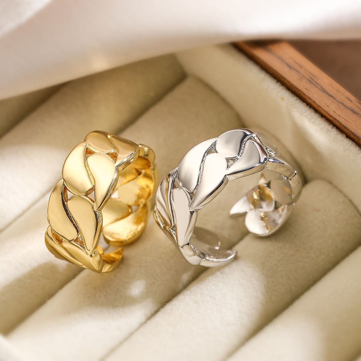Minimalist Geometric Adjustable Ring for Women in Brass with Gold Plating Vintage-Inspired Irregular Design