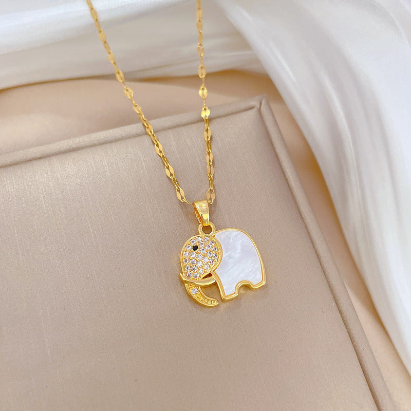 Collana Lusso Elegante Geometrica Elefante Guscio in Titanio Acciaio e Acciaio Inossidabile con Ciondolo in Rame