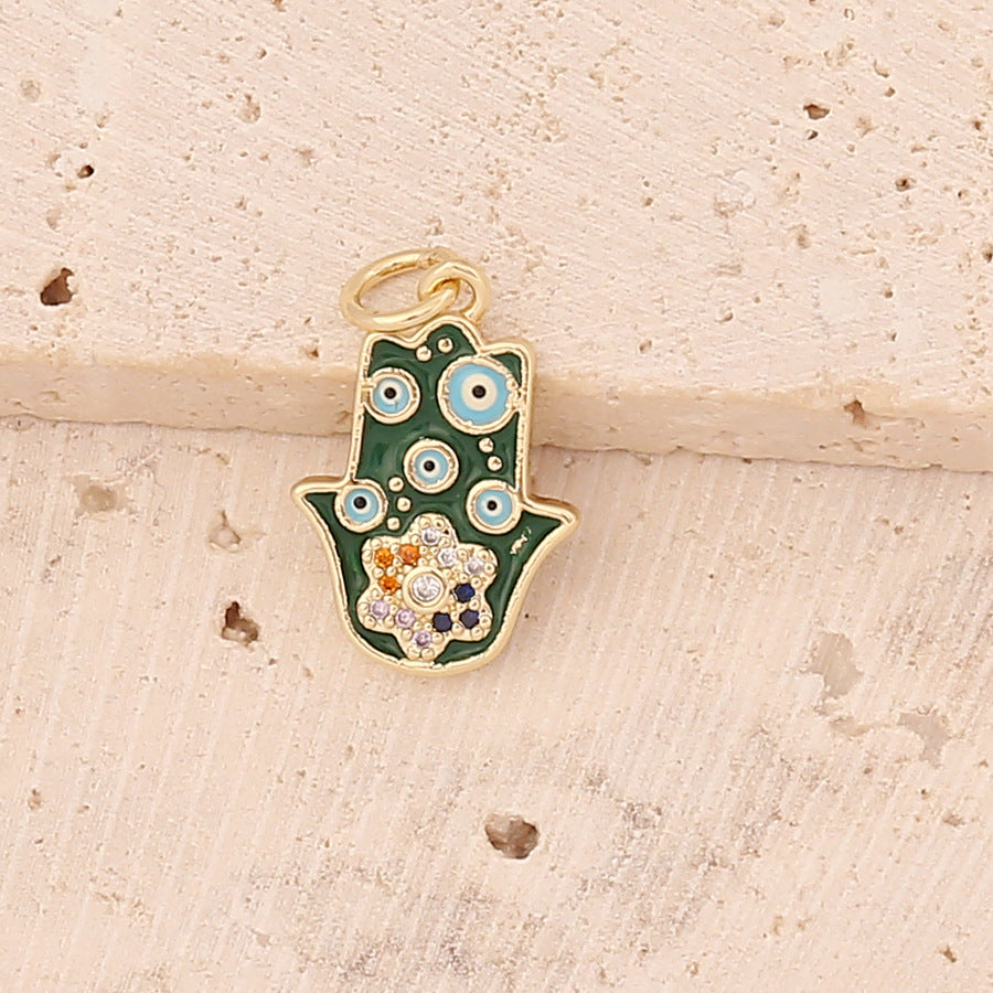 Collana con Pendente Vintage a Forma di Mano e Finitura Smaltata da Donna, Catenina con Medaglione in Rame