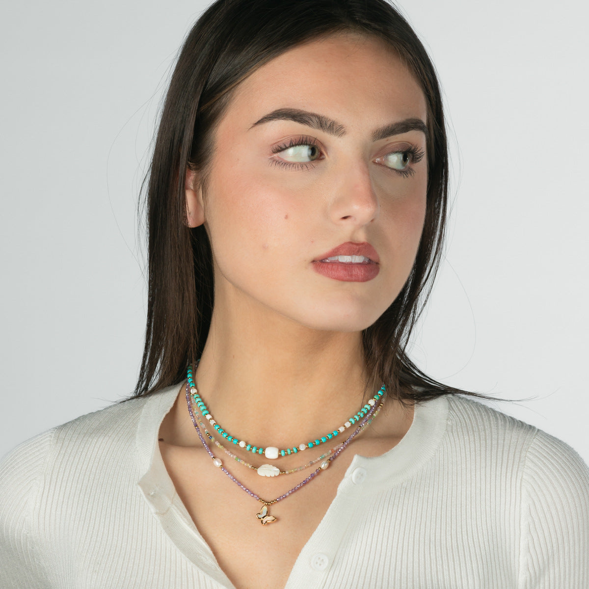 Collar con Colgante de Lazo y Pluma de Acero Inoxidable a la Moda con Piedra Natural Turquesa y Cuentas de Colores para Mujer