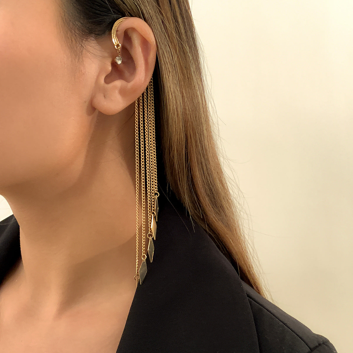 Sweet Geometric Alloy Plated Pearl Tassel Ear Cuff for Women