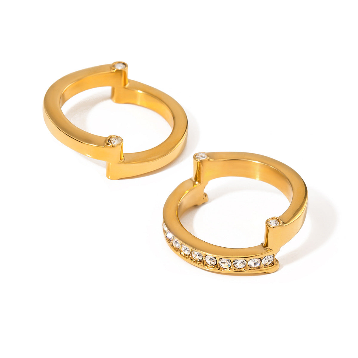 Minimalist Elegant 18K Gold Plated Stainless Steel Geometric Ring with Rhinestone Inlay for Women