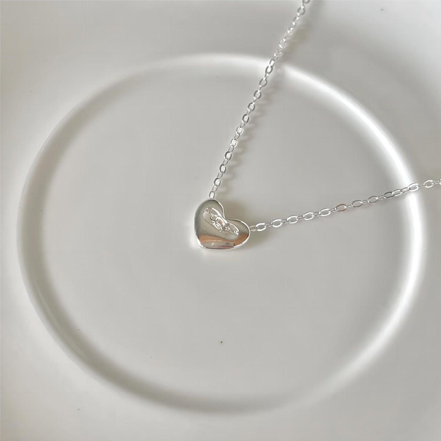 Minimalist Heart-Shaped 925 Sterling Silver Necklace with Rhodium Plating and Snake Chain for Women