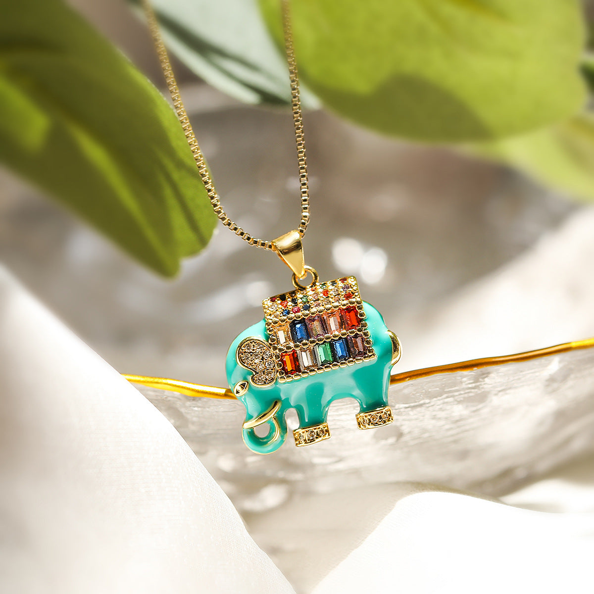 Minimalist Elephant-Shaped Enamel Pendant Necklace for Women with Brass Base and Mixed-Color Zircon Inlay