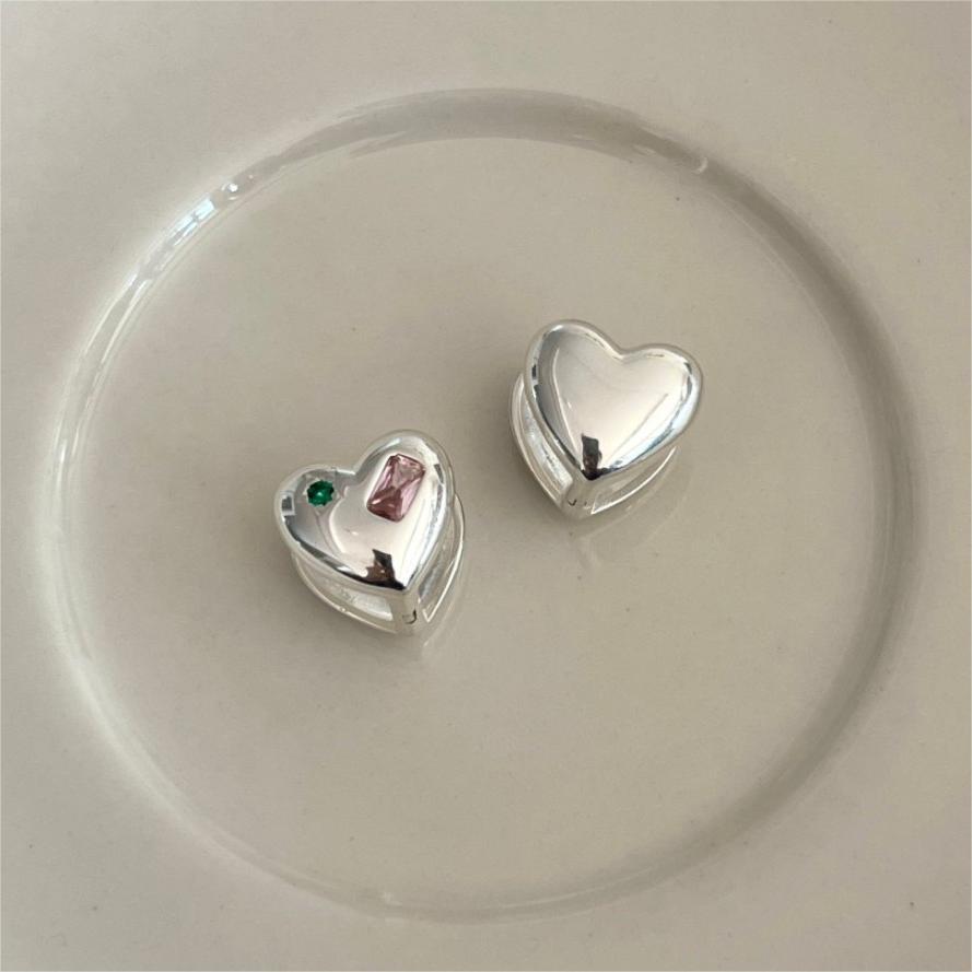 Pendientes minimalistas de tuerca de plata de ley 925 con forma de corazón e incrustaciones de circonita para mujer