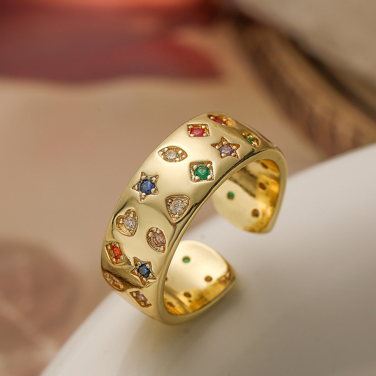 Anello Aperto Geometrico da Donna con Zirconia Micro-Incastonata su Base in Rame, Accessorio Vintage alla Moda