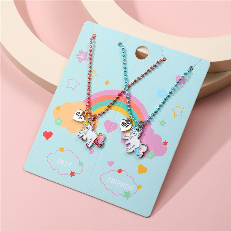 Collana con Ciondolo Unicorno Cartone Animato per Bambini Realizzata in Lega con Finitura Smaltata su Catena di Perline