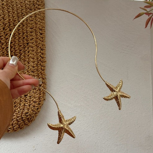Gold Polished Alloy Starfish Choker Necklace and Earring Set for Women