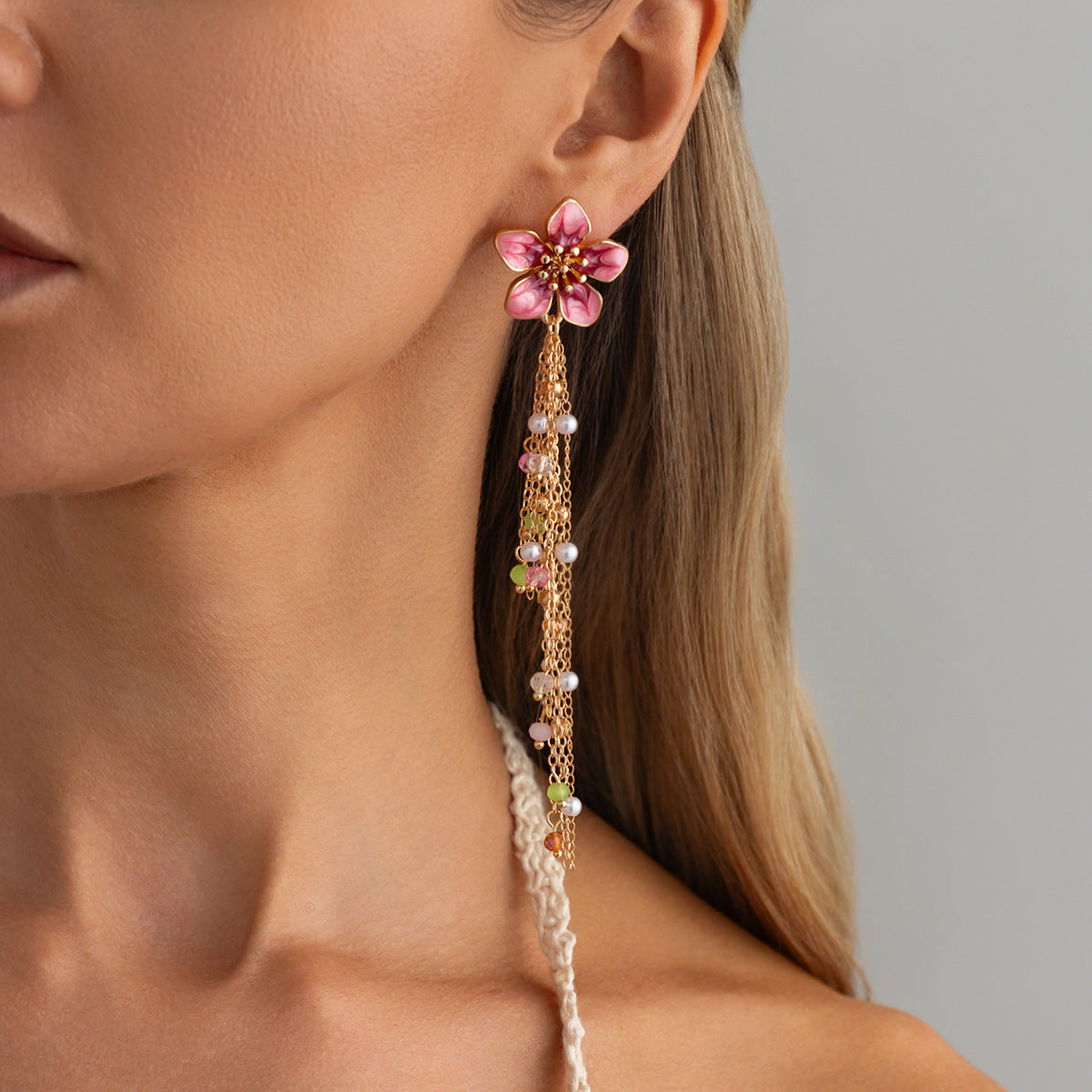 Sweet Casual Floral Drip Oil Zinc Alloy Earrings with Pearl Crystal Tassel for Women