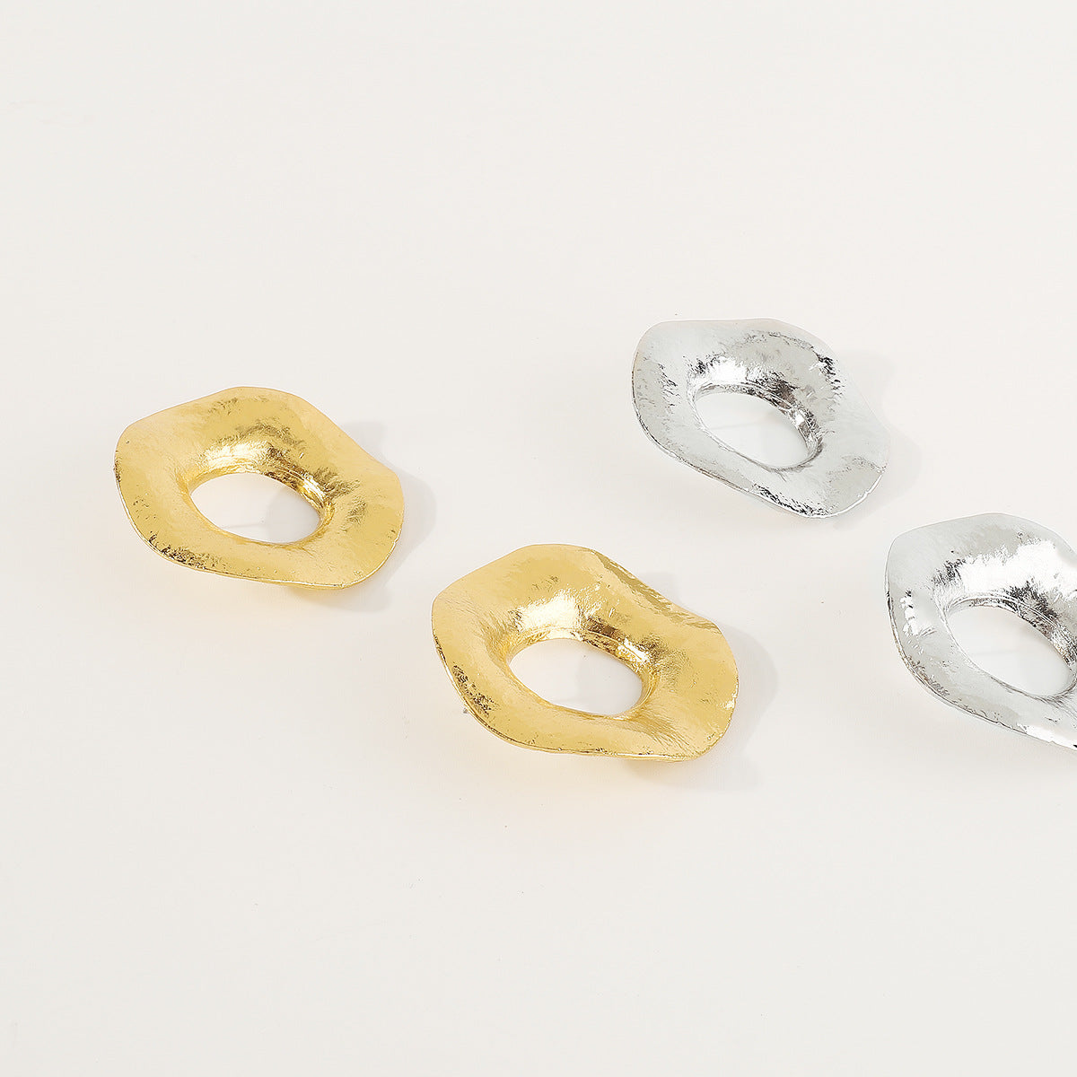 Pendientes de aro de aleación con forma geométrica y acabado chapado para mujer, estilo minimalista y moderno