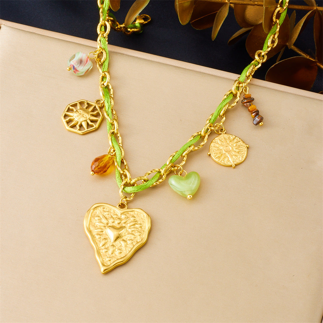 Sweet Gold Plated Heart Stainless Steel Necklace with Cable Chain for Women