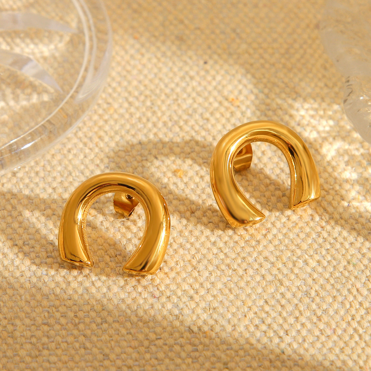Orecchini Minimalisti in Acciaio al Titanio Geometrici con Placcatura in Oro 18K, Design a Cerchio Curvo, Gioielli da Donna alla Moda e Versatili