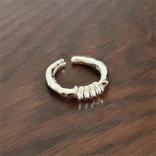 Anello Aperto Minimalista in Argento Sterling 925 a Forma di Cuore con Corda Ritorta da Donna