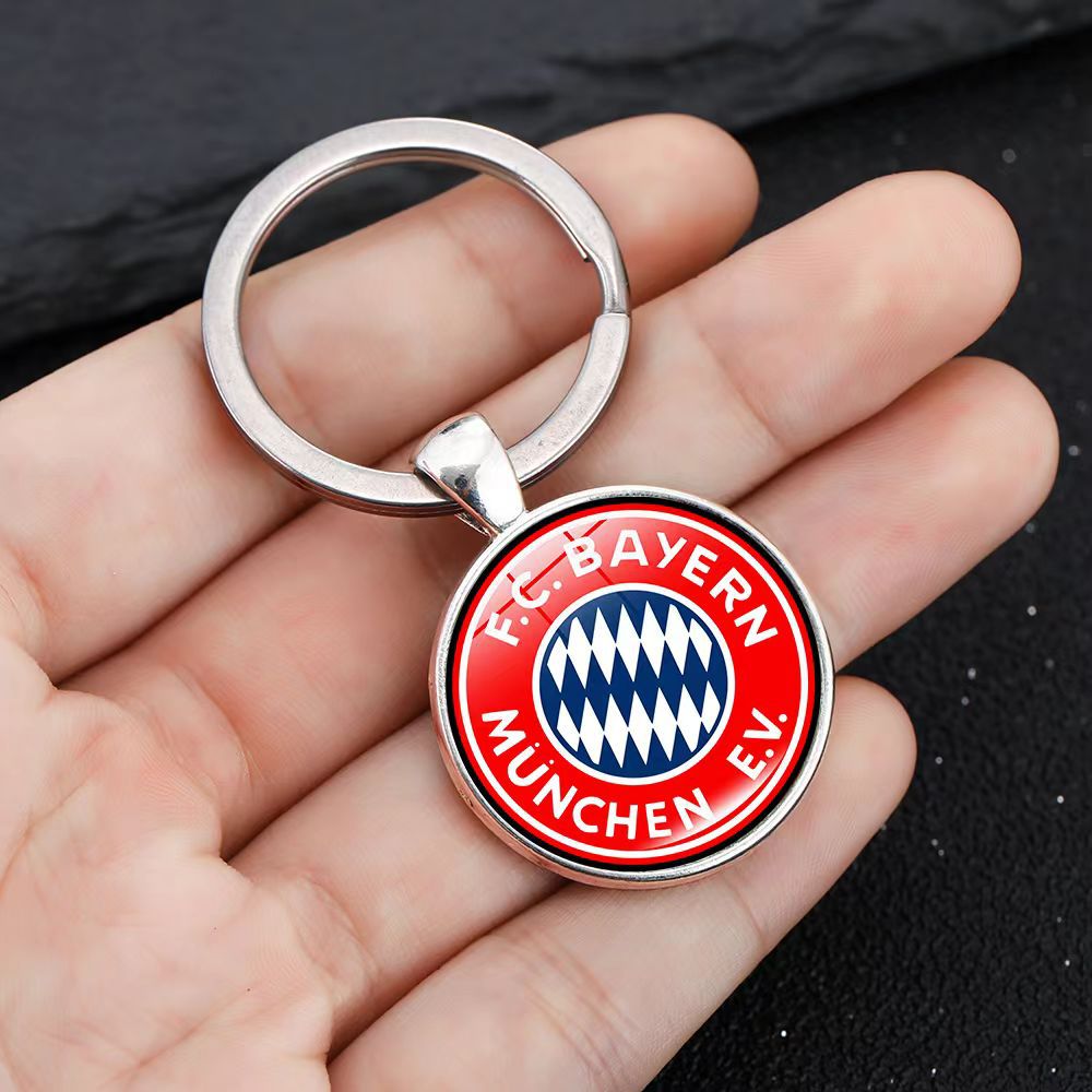 Minimalist Zinc Alloy Keychain with Team Crest Pattern