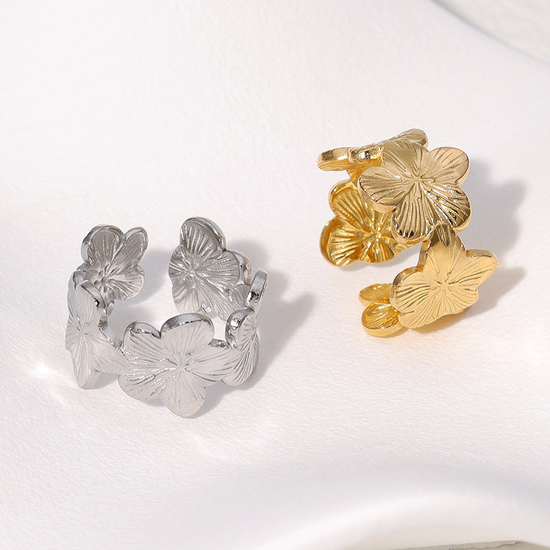 Anillo floral rústico para mujer de acero inoxidable con acabado chapado y banda ajustable