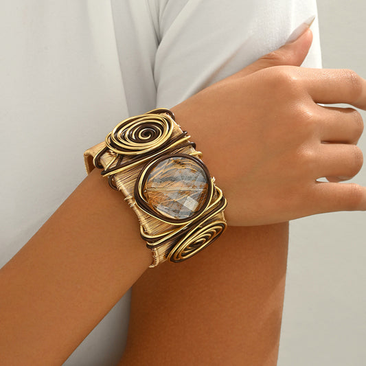 Pulsera Minimalista Geométrica de Hilo para Mujer en Aleación de Zinc con Incrustaciones Bañadas en Oro y Gemas Sintéticas