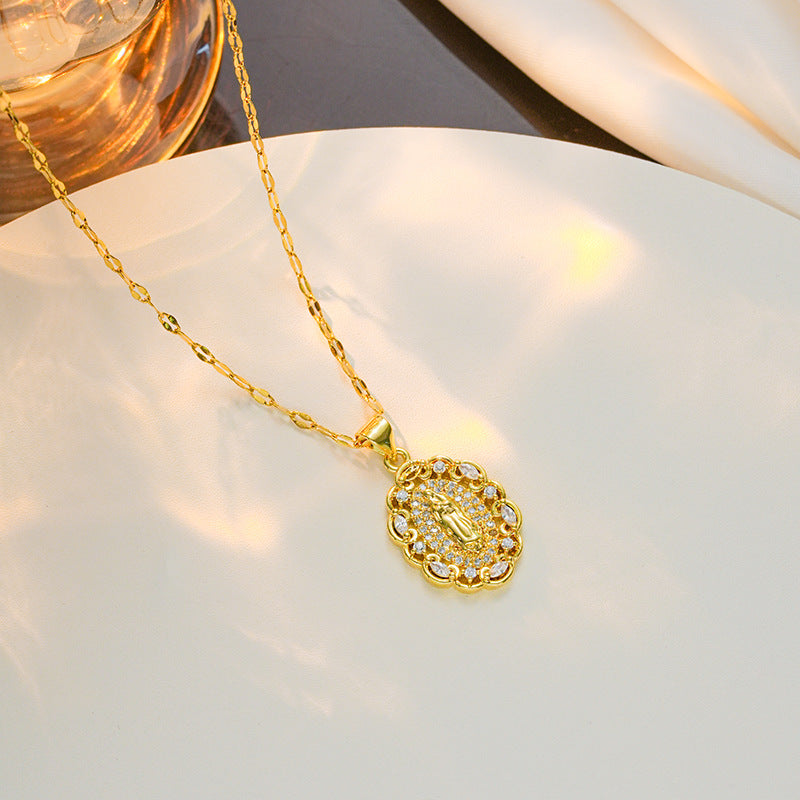 Fashionable Geometric Heart-Shaped Titanium Steel Pendant Necklace with Zirconia for Women