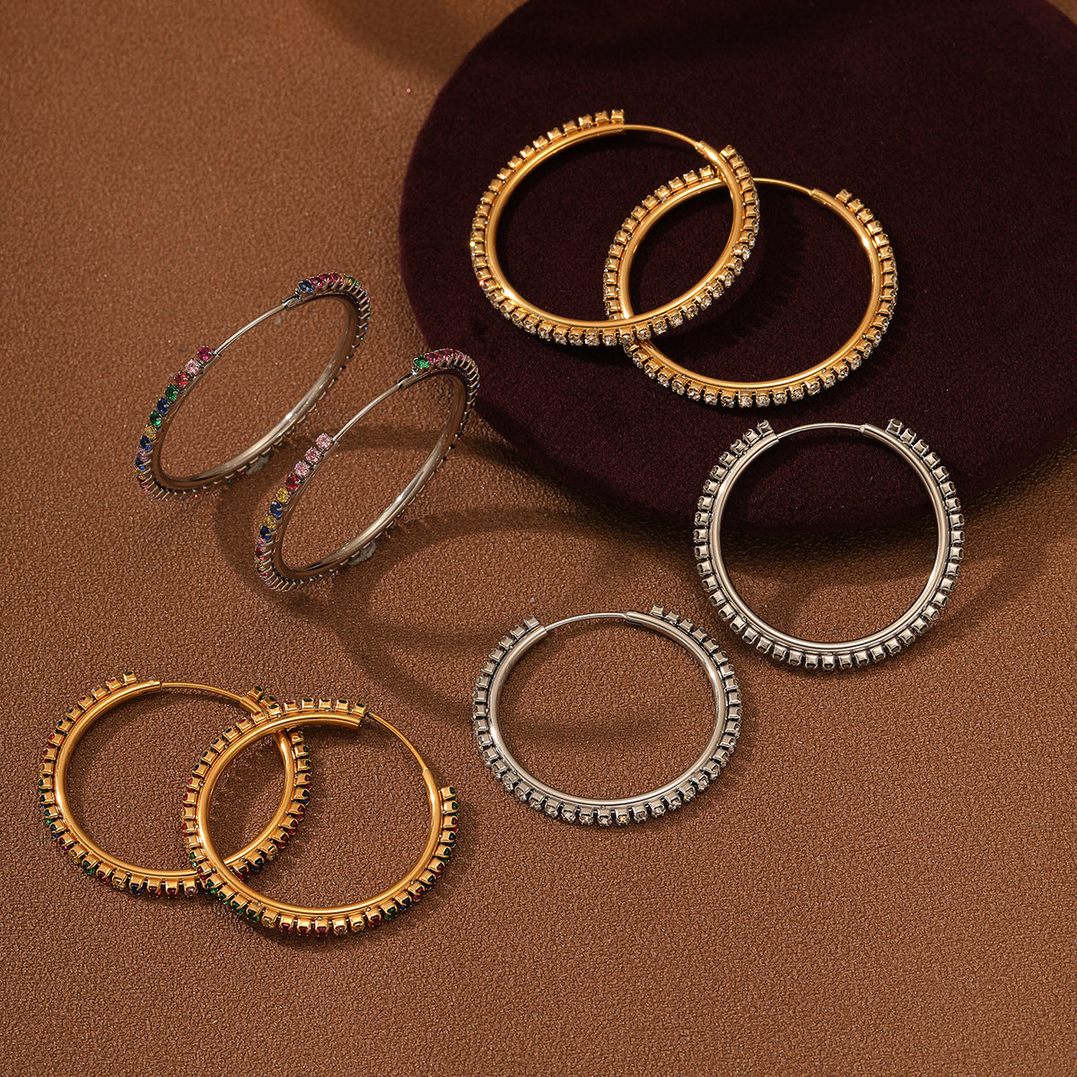 Pendientes de Tuerca de Circonita de Círculo Geométrico Chapados en Oro de 18K Minimalistas de Moda para Mujer