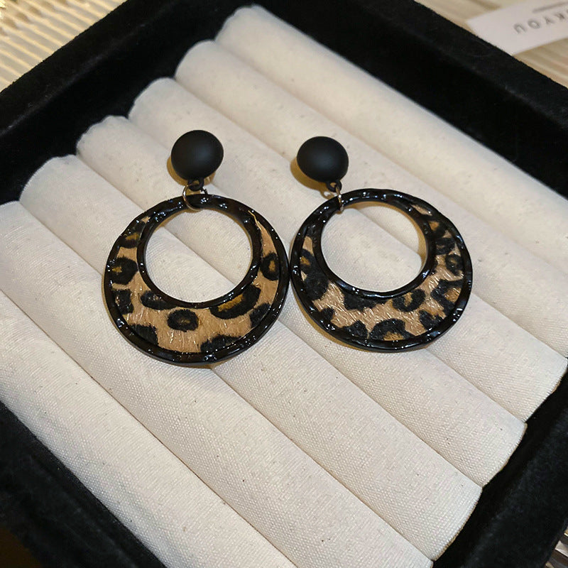 Vintage-Style Geometric Round Hoop Earrings for Women with Alloy Base Plated in Silver Tone Enamel Leopard Print and Rhinestone Inlay