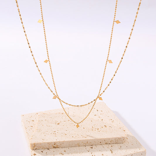 Collar Minimalista con Colgante de Hoja en Acero de Titanio, Bañado en Oro de 18K, Resistente al Agua y Cadena Tipo O Versátil