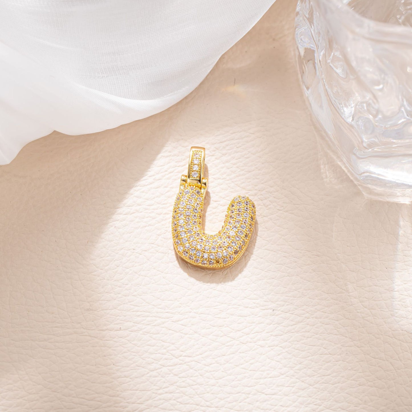 Minimalist Hip-hop Micro Inlaid Cubic Zirconia Letter Brass Pendant Necklace