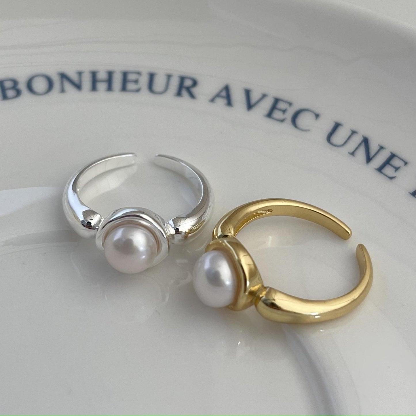 Anello minimalista a forma di cuore in argento sterling 925 con bordi geometrici sfaccettati da donna