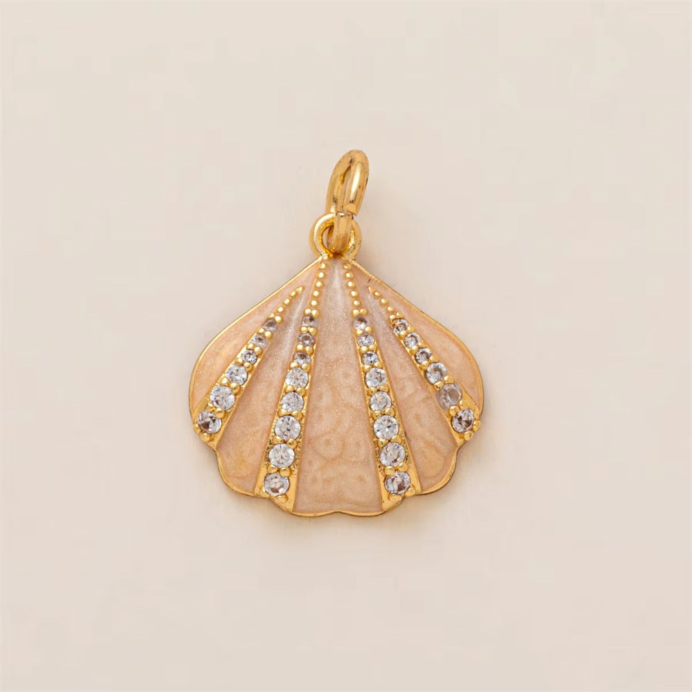 Luxury Casual Geometric Animal Brass Plated Pendant Necklace with Goldfish Conch Starfish Tropical Fish Charms