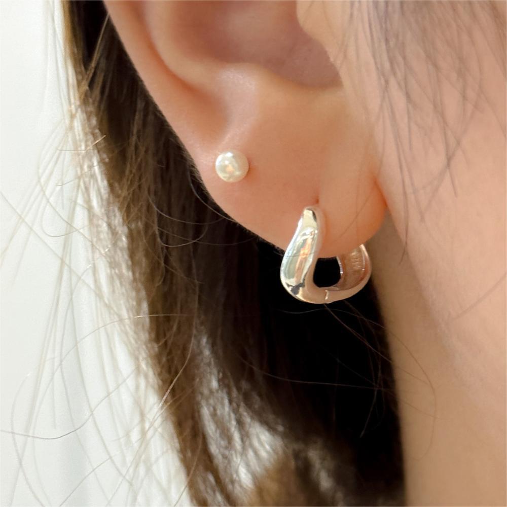 Minimalist Sweet 925 Sterling Silver Plated Geometric Letter Earrings