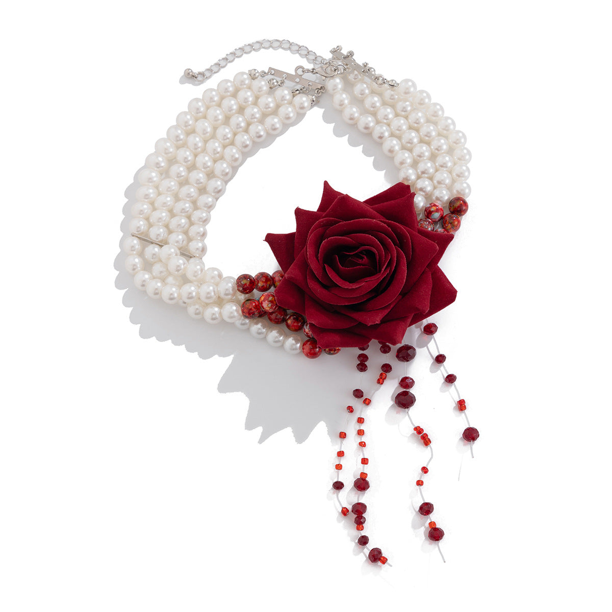 Gargantilla gótica oscura de perlas de múltiples capas para mujer con colgante de flor de rosa y detalles de borlas