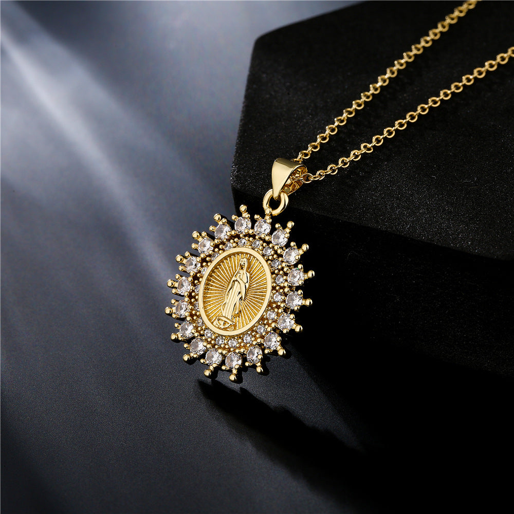 Collana pendente geometrica religiosa da donna in rame con zirconi micro-incastonati su catena a O