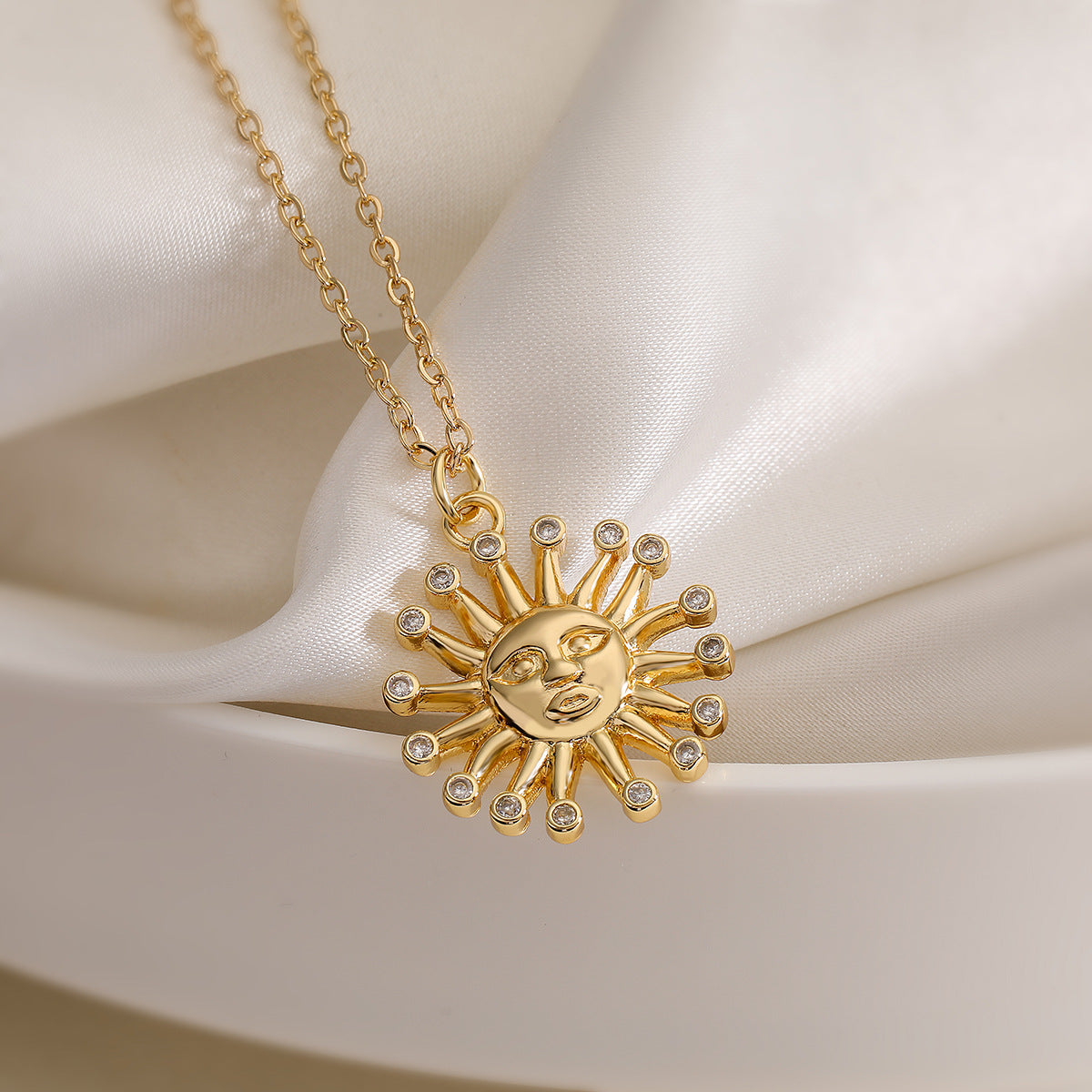 Minimalist Sun-Shaped Pendant Necklace for Women with Copper Base Plated in 18K Gold and Zircon Inlay