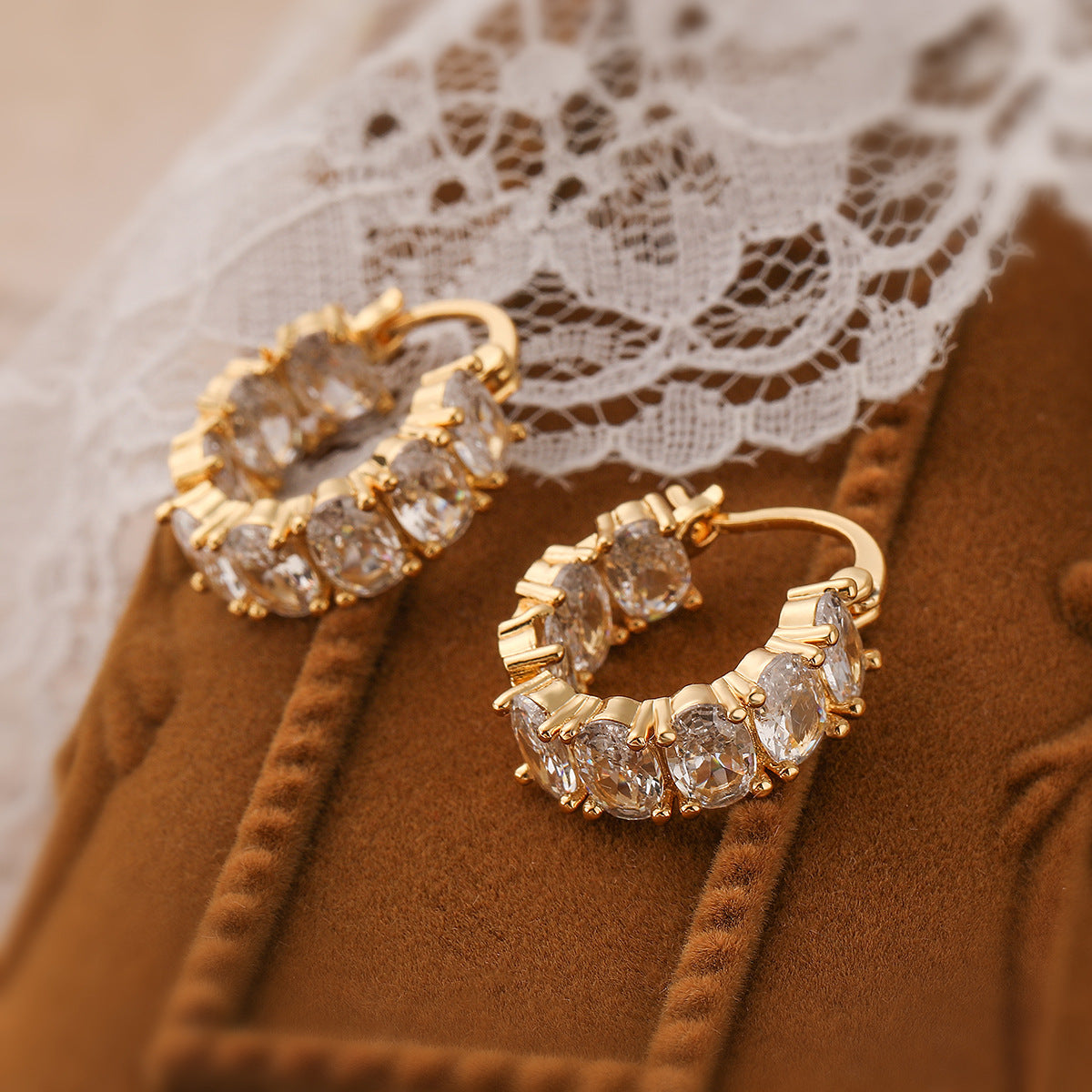 Minimalist Geometric Copper Hoop Earrings with 18K Gold Plating and Zircon Inlay for Women