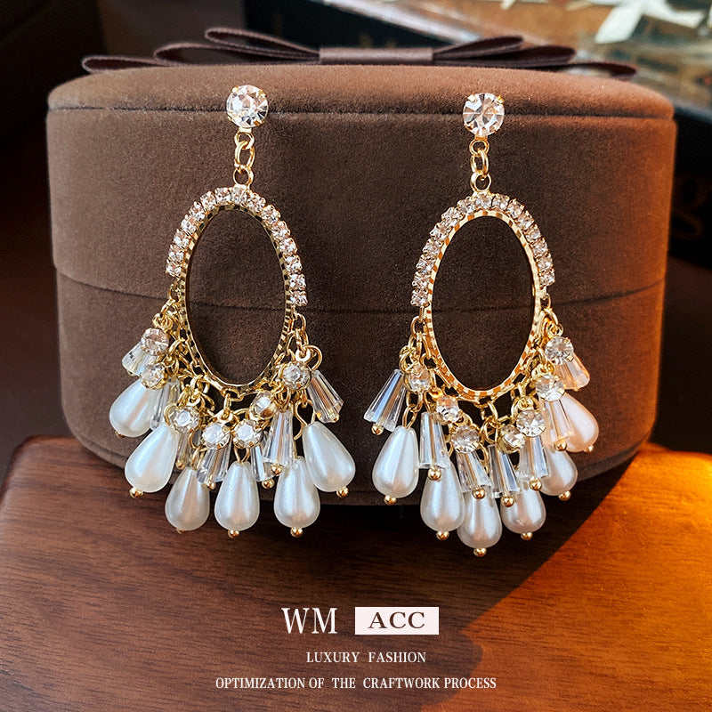 Vintage Elegant Oval Pearl Dangle Earrings with Silver-Plated Brass Hoops and Natural-Inspired Design