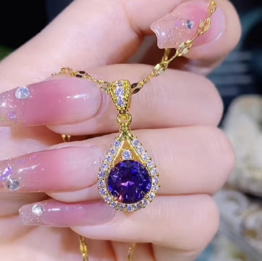 Collana da donna minimalista a forma di goccia in acciaio al titanio con ciondolo in rame e intarsio di strass