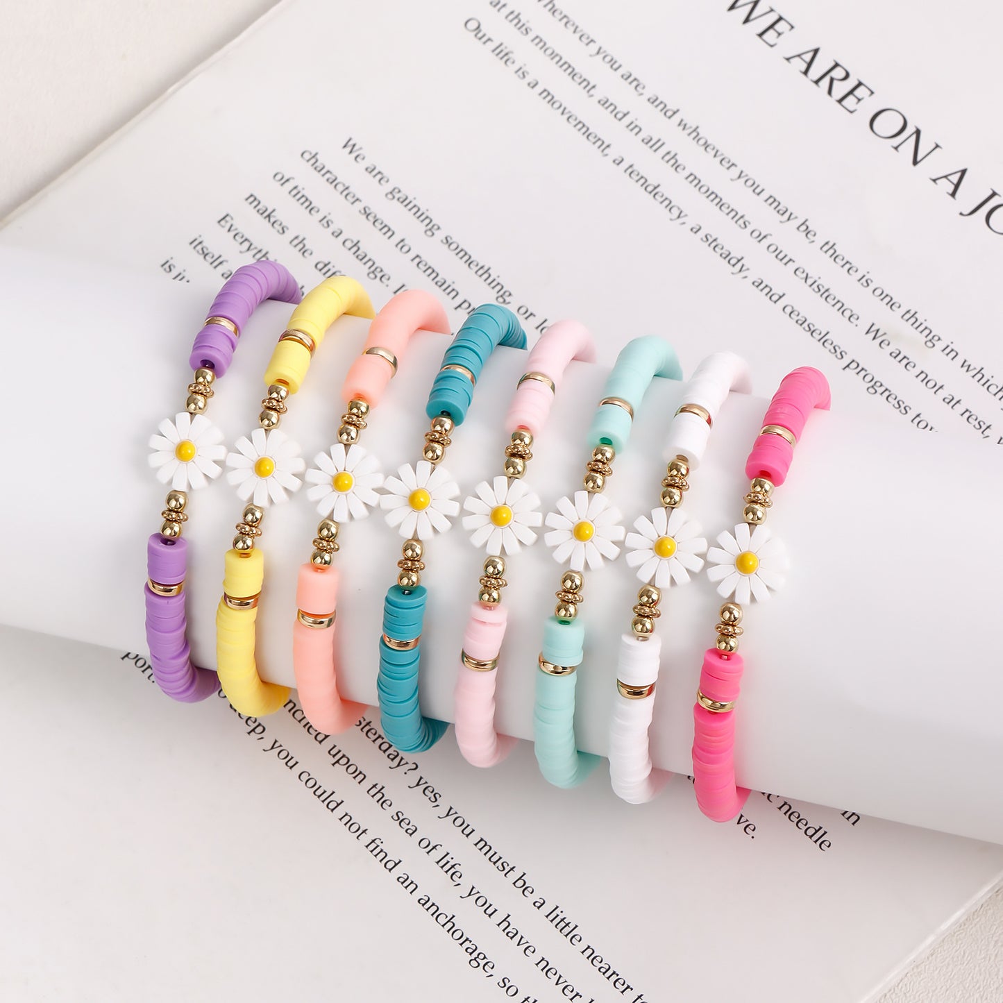 Casual Geometric Round Floral Resin Plated Bracelet for Women
