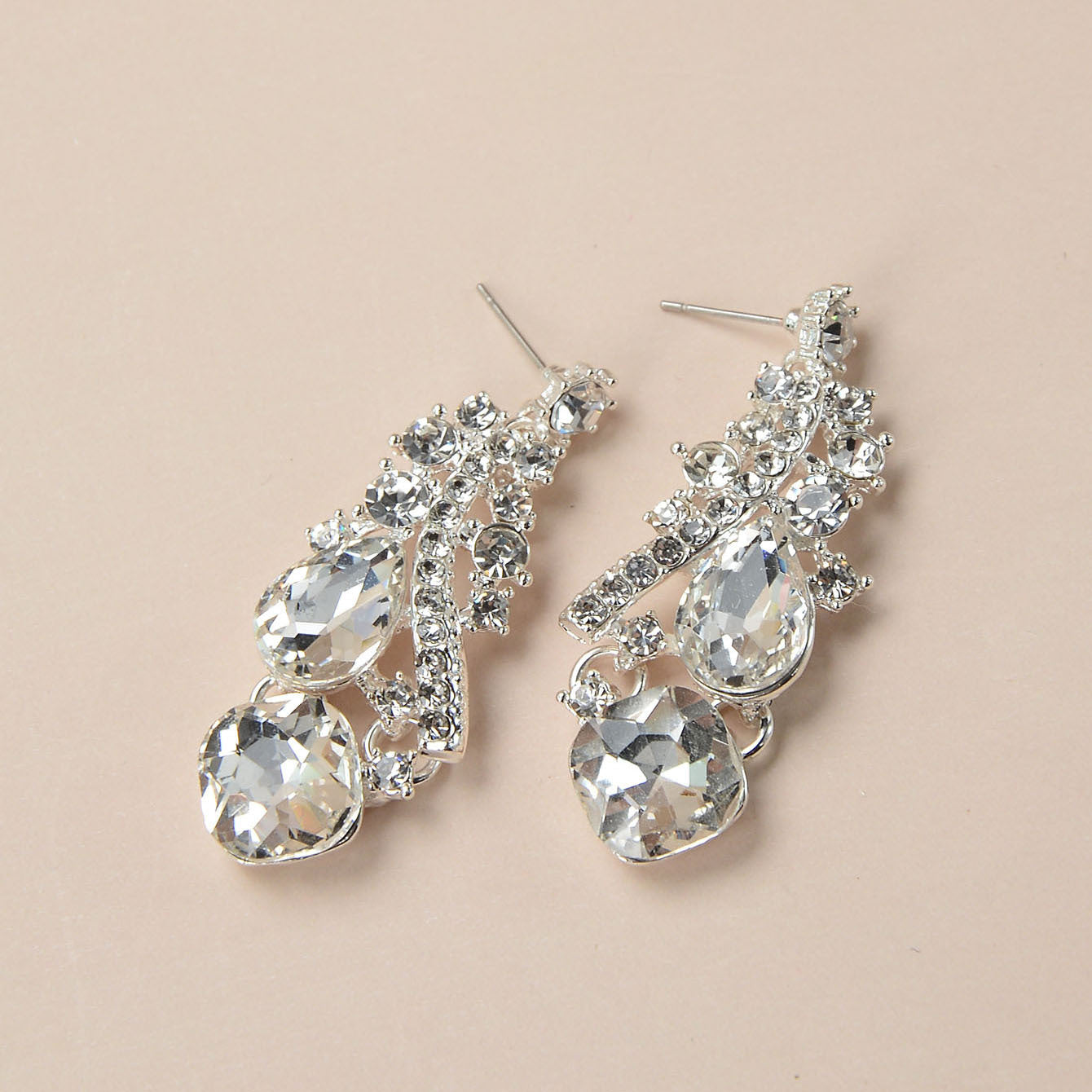 Parure esagerata di collana e orecchini floreali placcati in lega per gioielli da sposa da donna