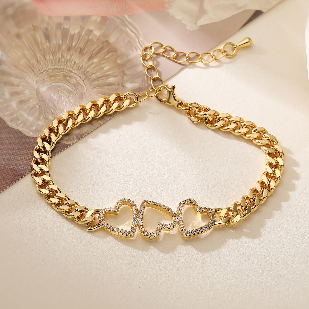 Fashionable Heart-Shaped Copper Bracelet with 18K Gold Plating and Zircon Accents for Women